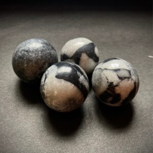 Shell Jasper gum balls