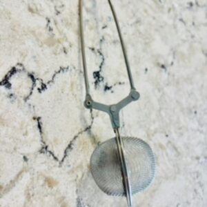 Metal tea strainer