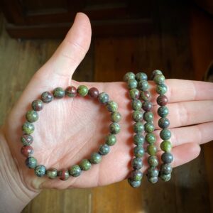 Dragons blood bracelet 8mm