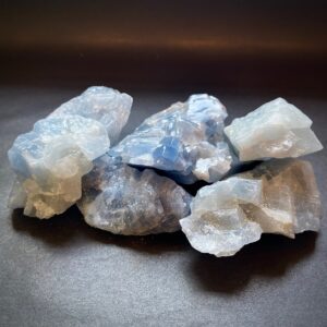 Blue calcite raw